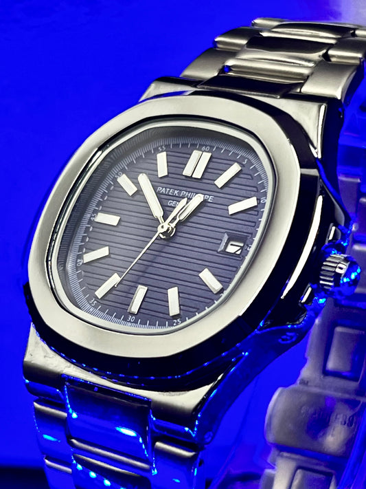 Patek Philippe Nautilus - Navy Dial | Silver Chain