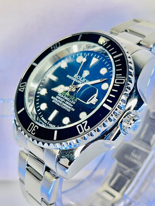 Rolex Submariner – Black Dial | Black Bezel | Silver Chain