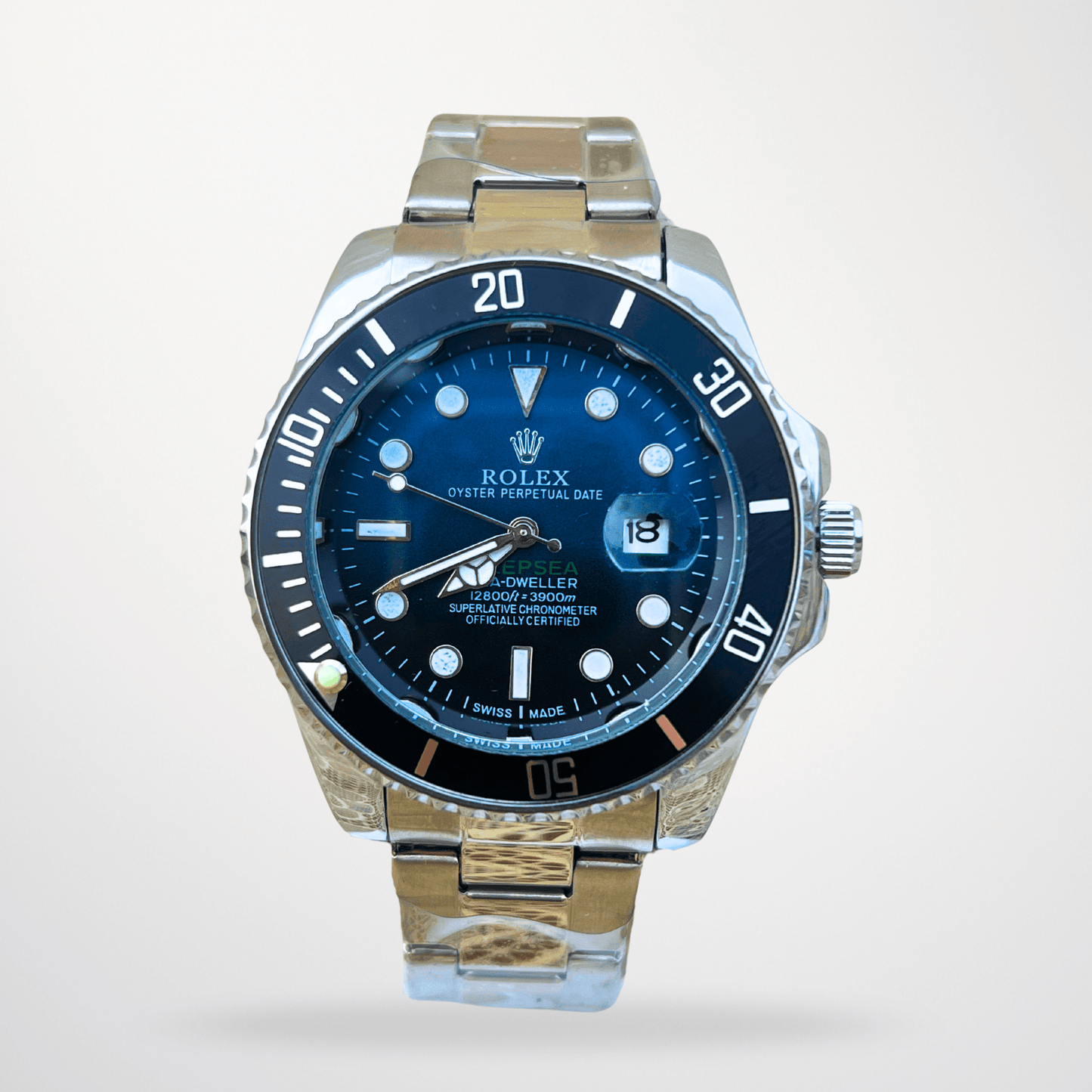 Rolex Submariner – Black Dial | Black Bezel | Silver Chain